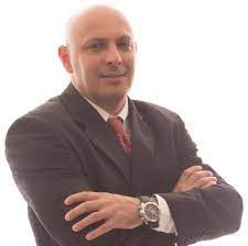 Dr. Rodrigo Achilles