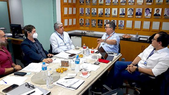 Mario Jorge Warde e Claudio Flaustino com diretoria
