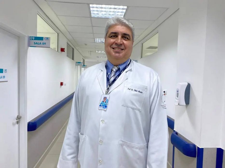 Dr Flavio Mendes